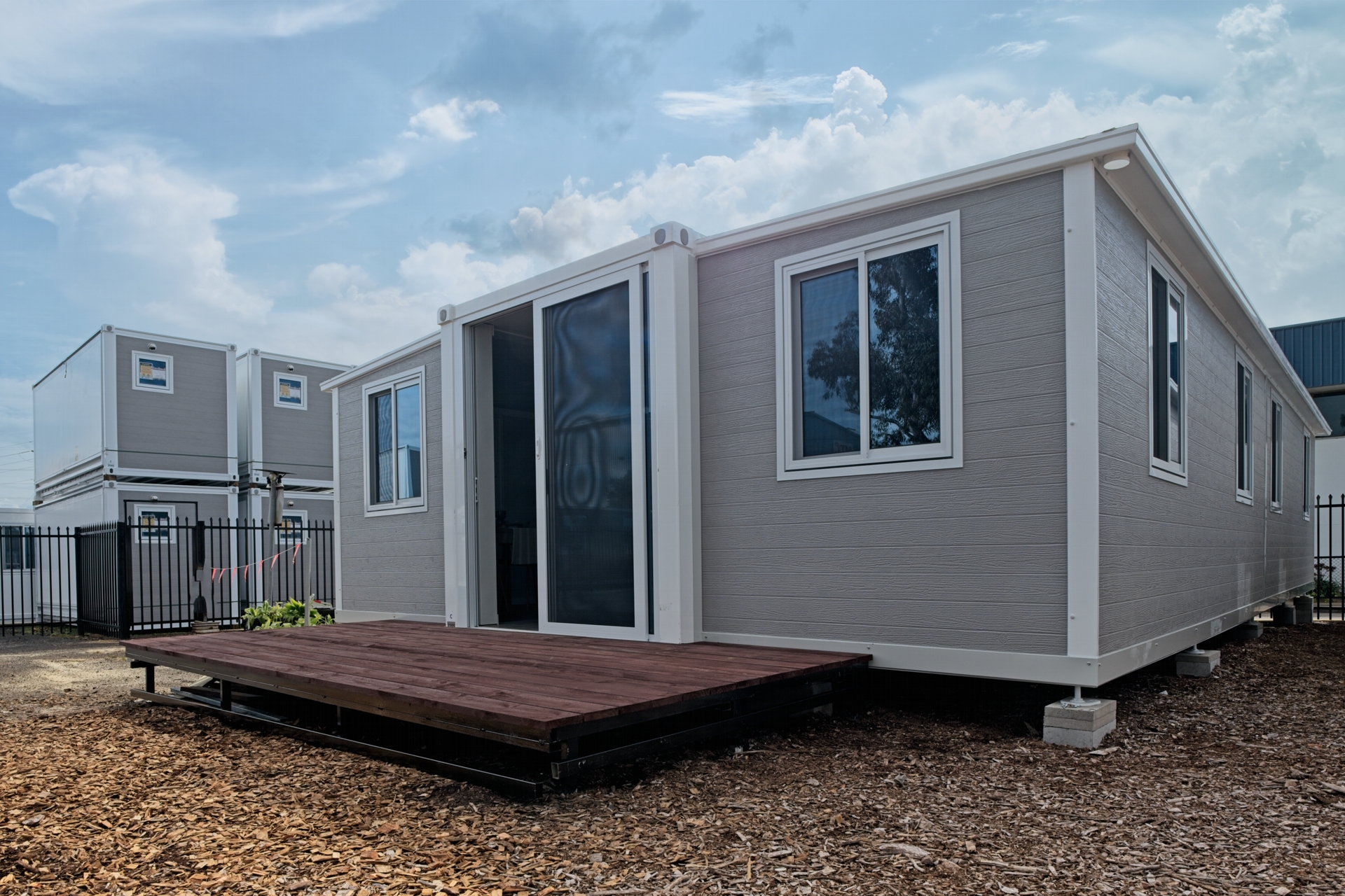 Custom 40 foot relocatable home — exterior